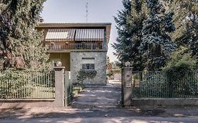 Sentirsi A Casa, Lontano Da Casa-Feel At Home Away From Home