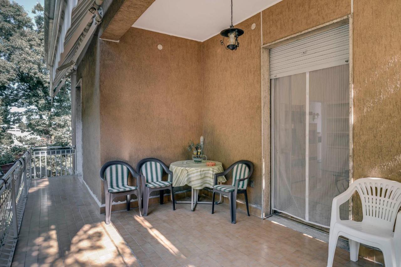 Sentirsi A Casa, Lontano Da Casa-Feel At Home Away From Home Caronno Pertusella Exterior photo
